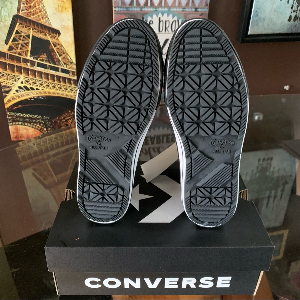 NWT Converse Chuck Taylor All Star Winter High Top Sneakers - Picture 8 of 8